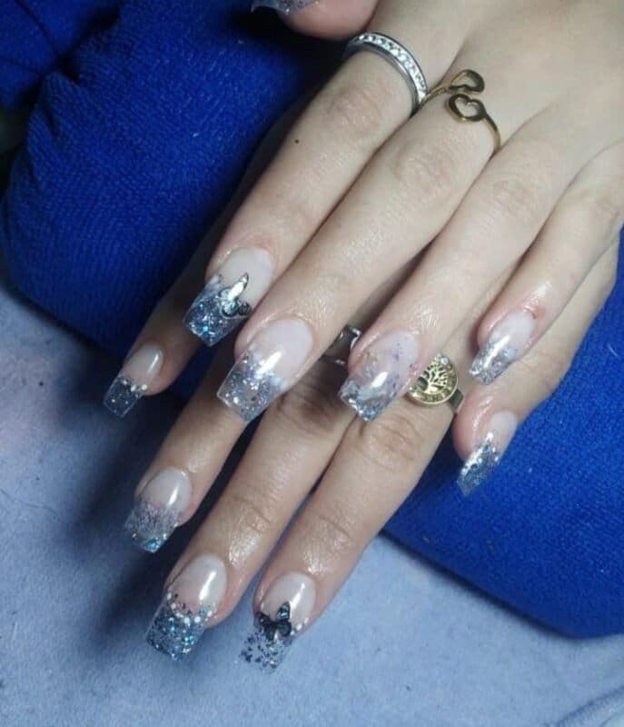 Aplicacion y extension de uñas