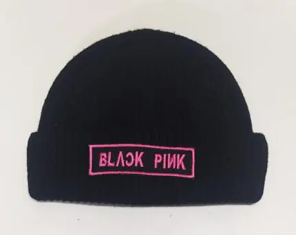 Gorro de lana tejido para dama con aplique bordado personalizado