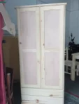 Ropero De Madera De 2 Puerta Y 2 Cajones Sin Lustre