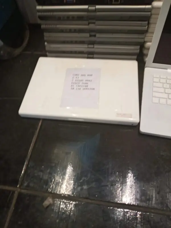 NOTEBOOKS MAC Y TOSHIBA