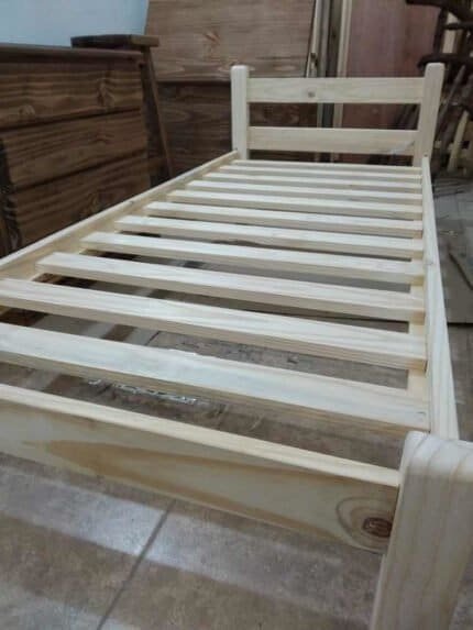 Cama De 1 Plaza En Madera Maciza