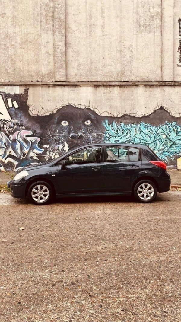 Nissan Tiida 1.8 Premium Mt - Imagen 15