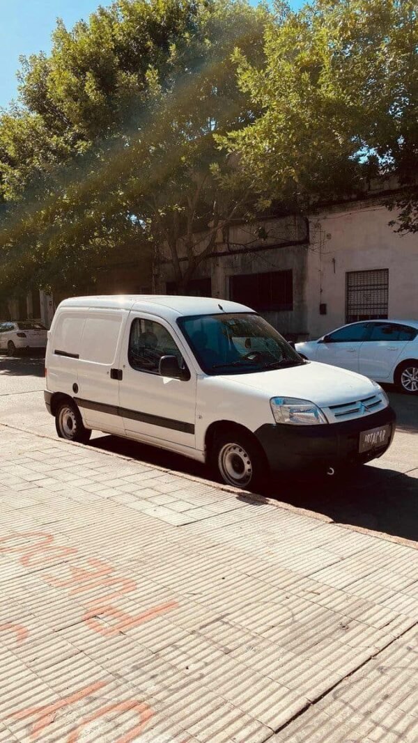 Citroën Berlingo 1.6 Essence Furgon Dir Aa 2abag Abs P.lat - Imagen 13