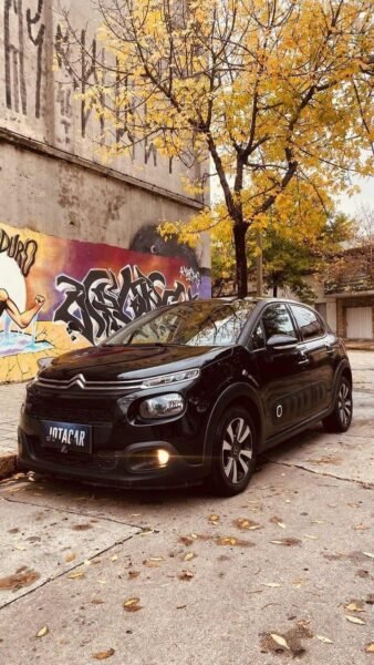 Citroën C3 1.2 Pure Tech 110 5v Shine Europa