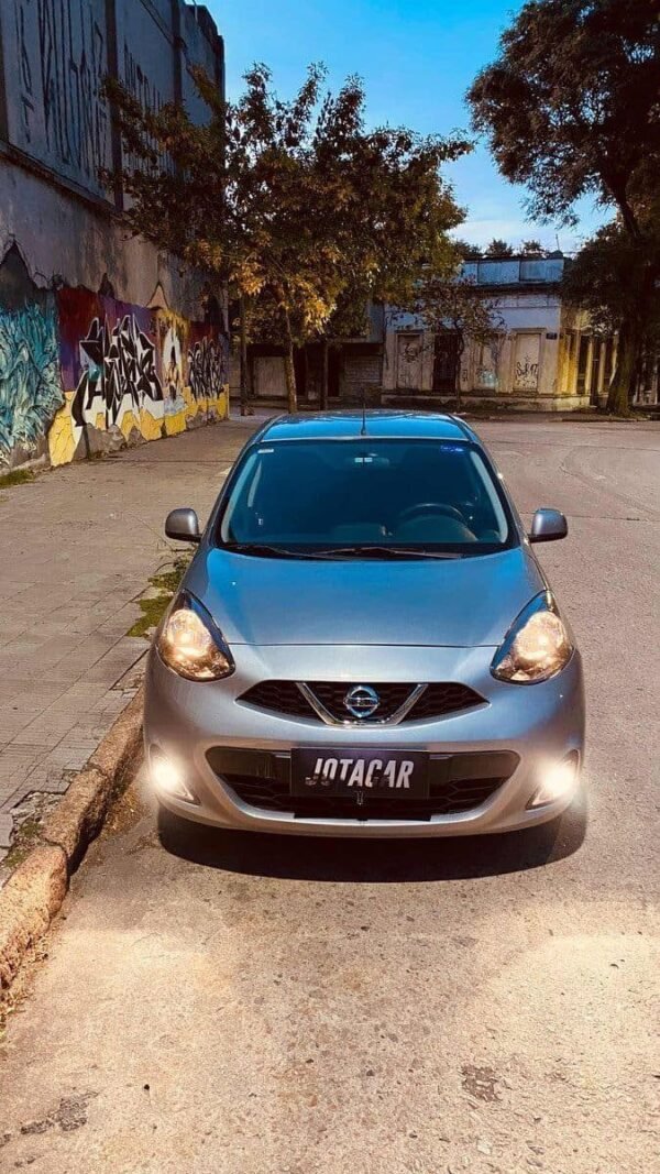 Nissan March 1.6 Advance Mt - Imagen 4