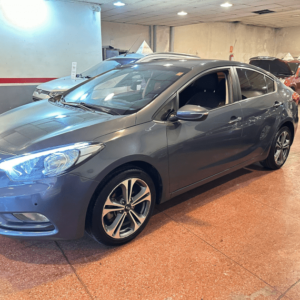 KIA CERATO AÑO 2016 AUTOMATICO