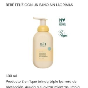 Bebè felizcon un baño sin lagrimas
