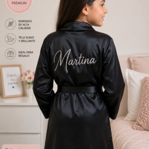Bata de Saten para Niñas Bordada Personalizada
