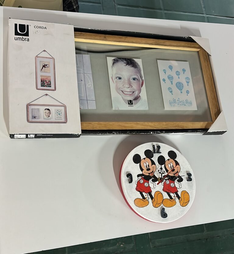 Porta retrato de pared y reloj ifantil